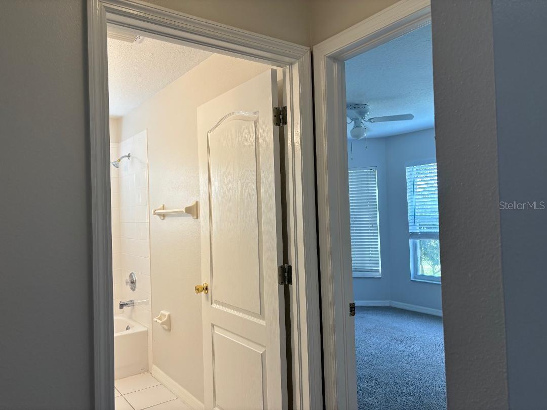 Image 25 of 54 For 1932 Grenville Court