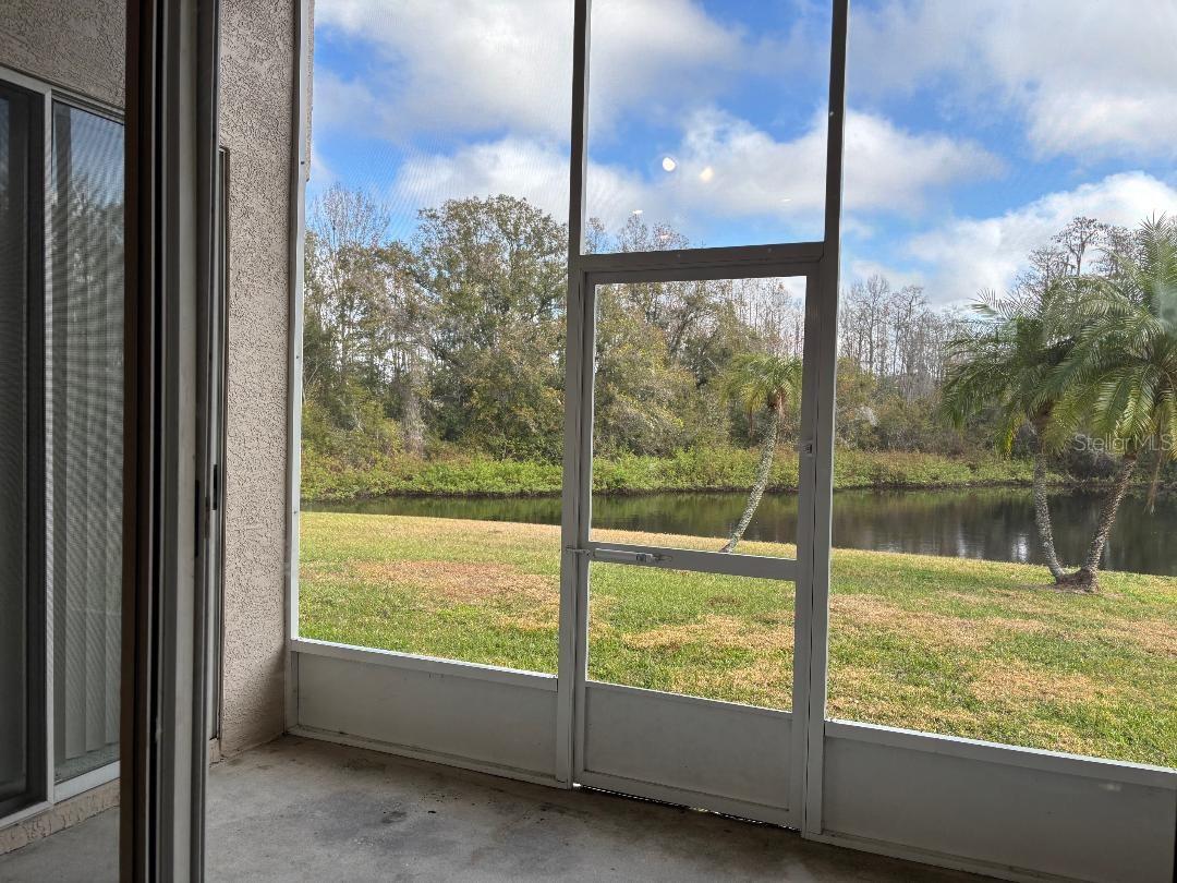 Image 43 of 54 For 1932 Grenville Court