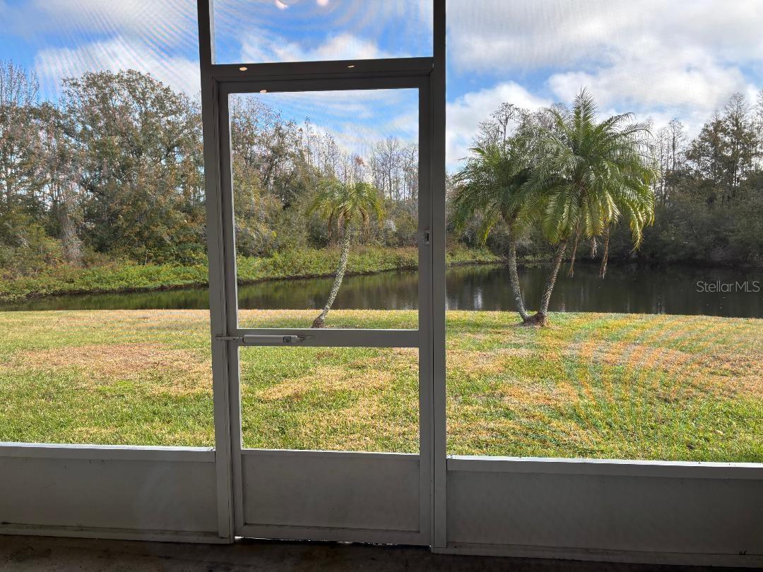 Image 44 of 54 For 1932 Grenville Court