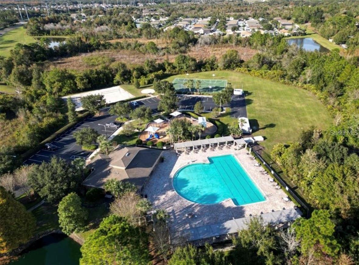 Image 48 of 54 For 1932 Grenville Court