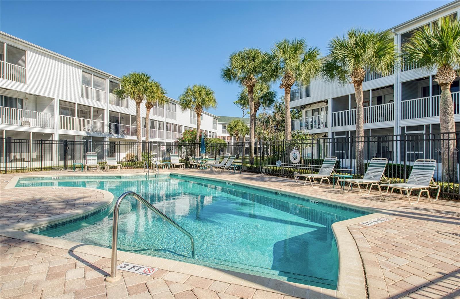 Image 17 of 82 For 14676 Seminole Trail