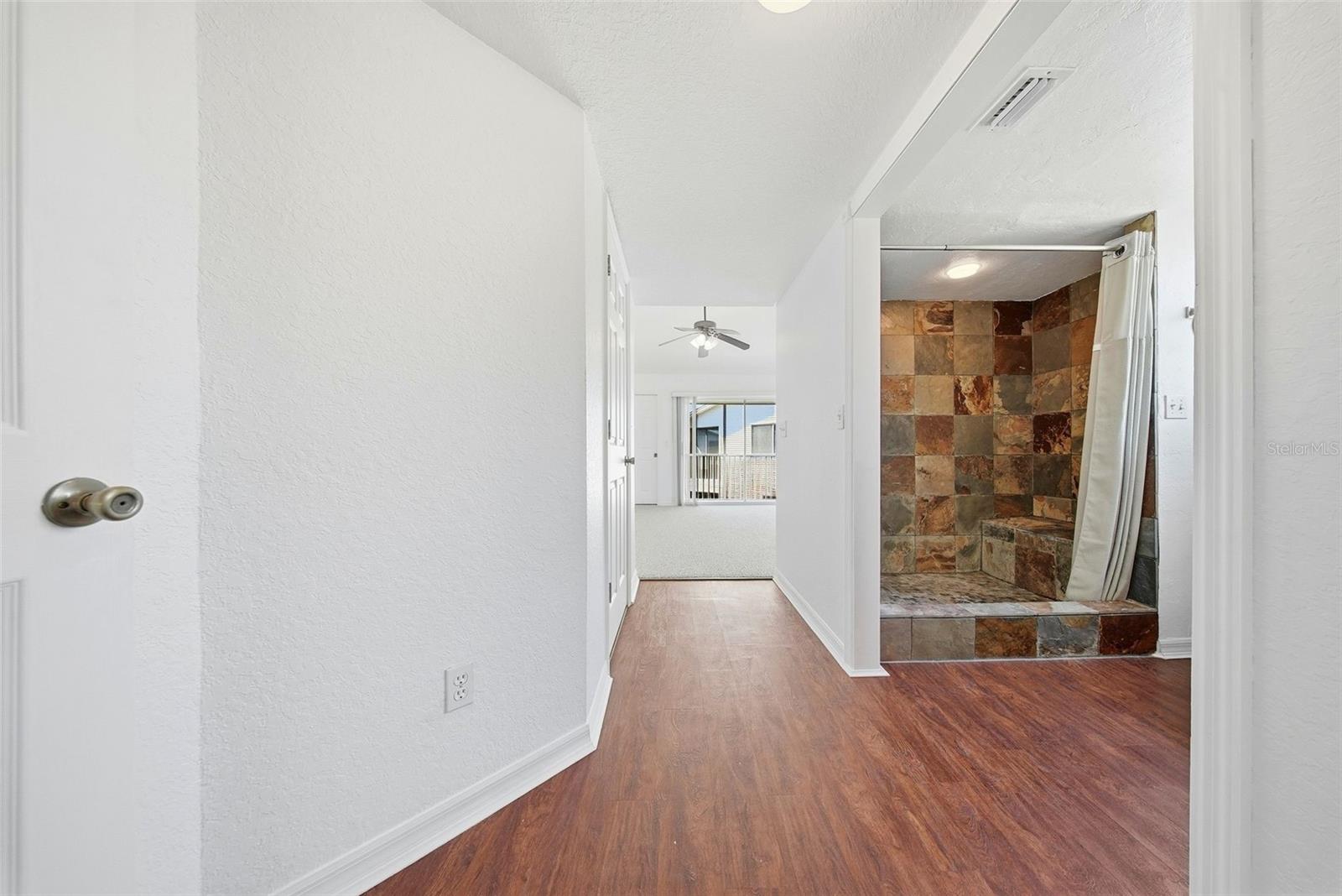 Image 40 of 82 For 14676 Seminole Trail