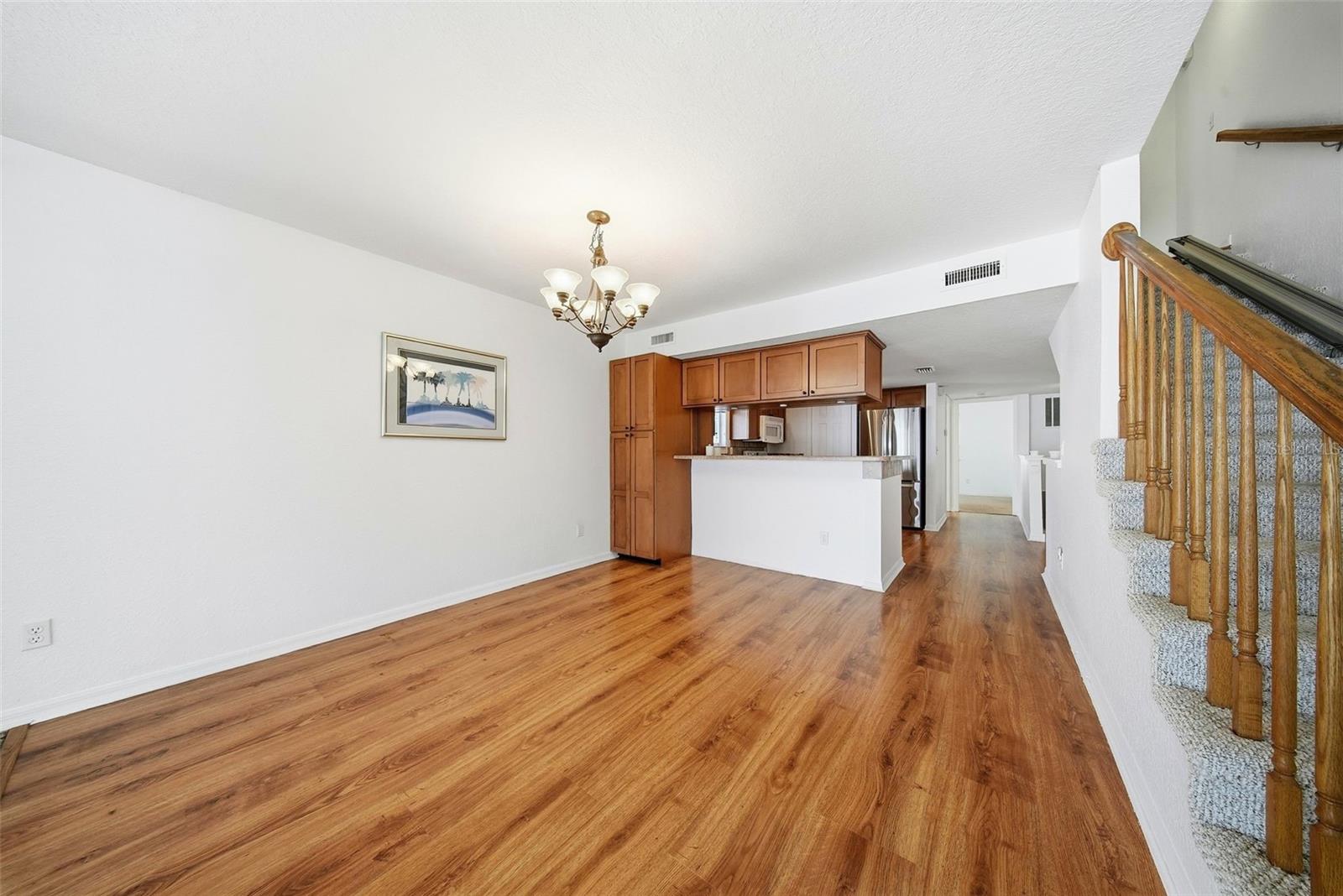 Image 5 of 82 For 14676 Seminole Trail