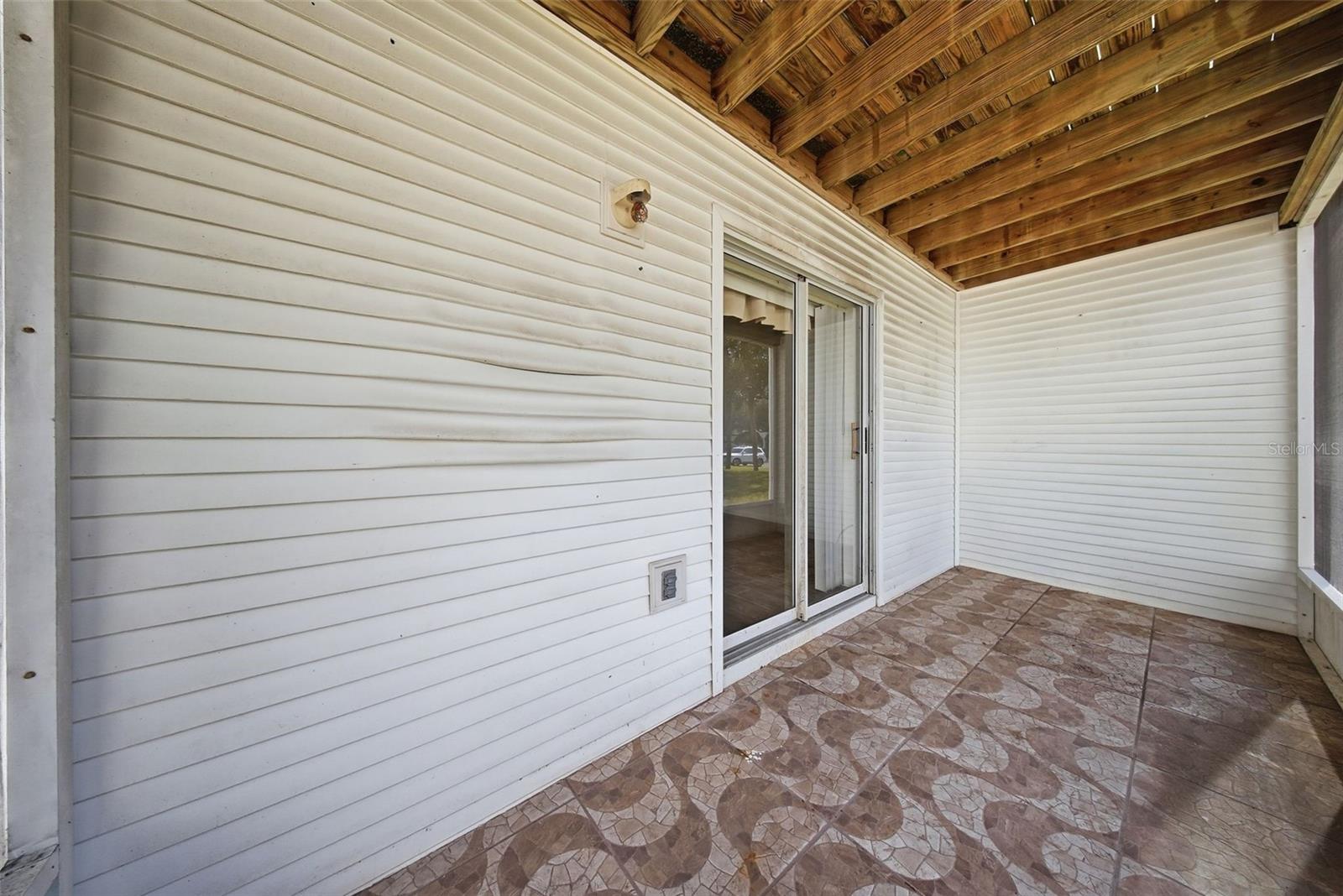 Image 57 of 82 For 14676 Seminole Trail