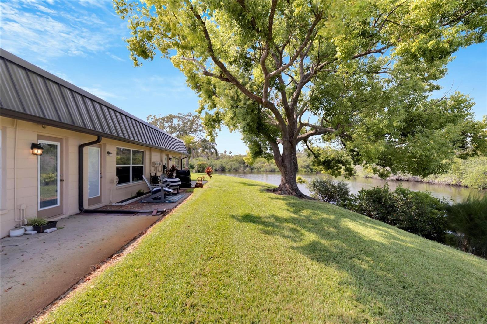 Image 14 of 73 For 4112 Hampton Drive