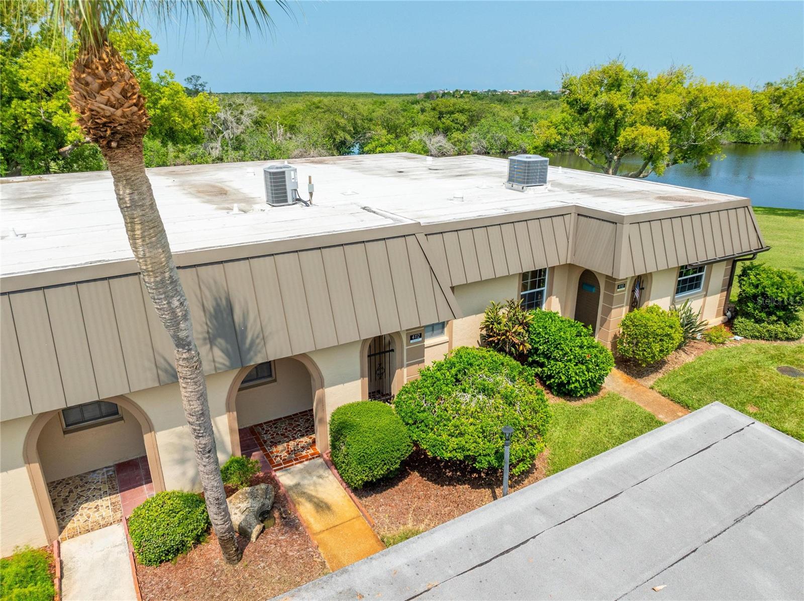 Image 37 of 73 For 4112 Hampton Drive