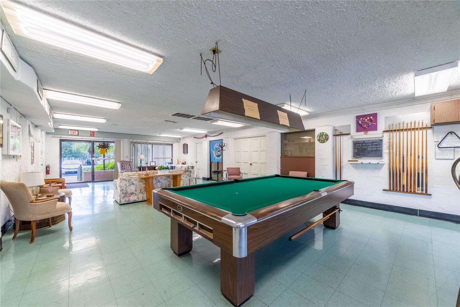 Image 62 of 73 For 4112 Hampton Drive