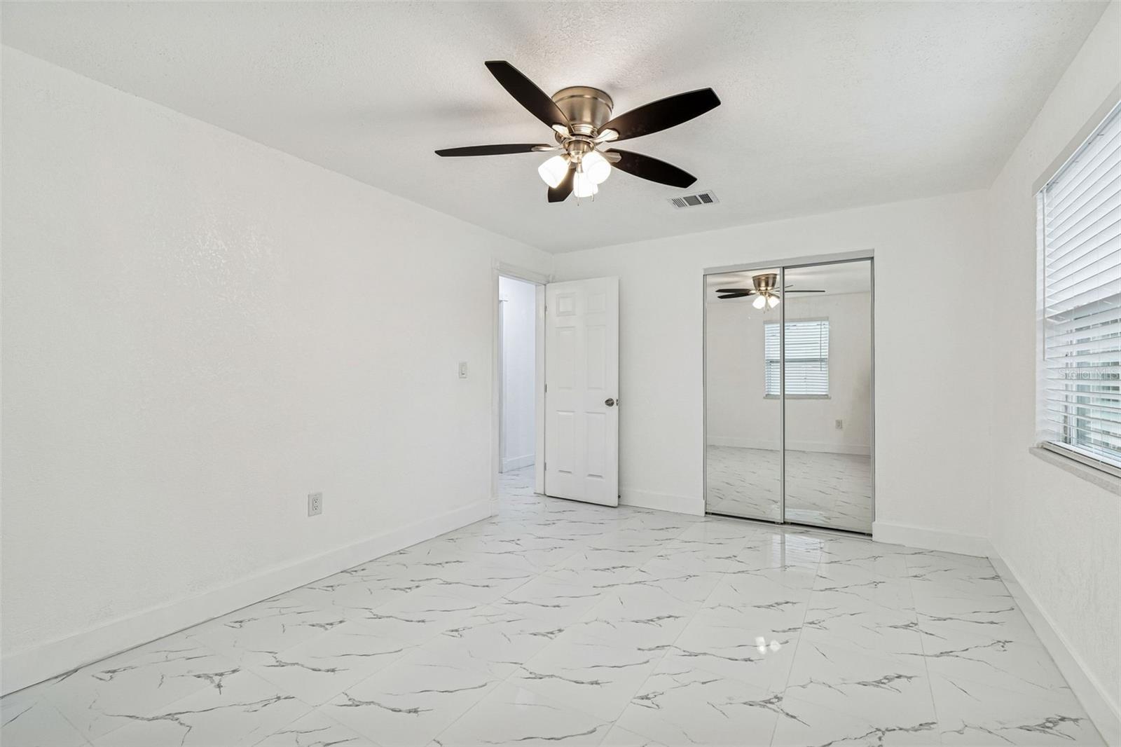 Image 30 of 71 For 5948 51st Avenue N