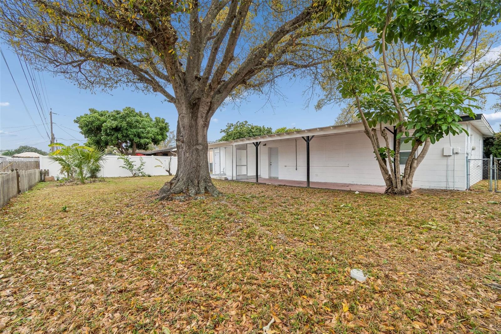 Image 47 of 71 For 5948 51st Avenue N