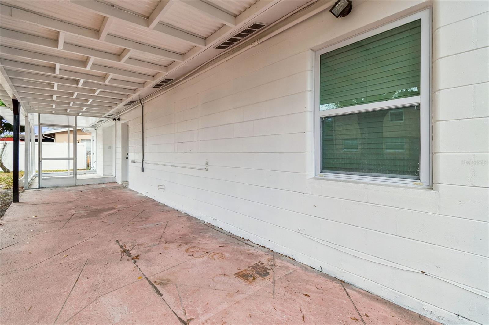 Image 49 of 71 For 5948 51st Avenue N