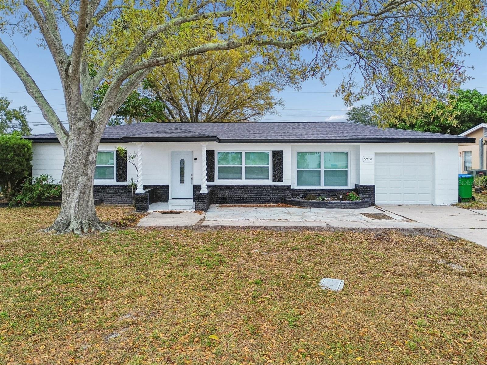 Image 59 of 71 For 5948 51st Avenue N