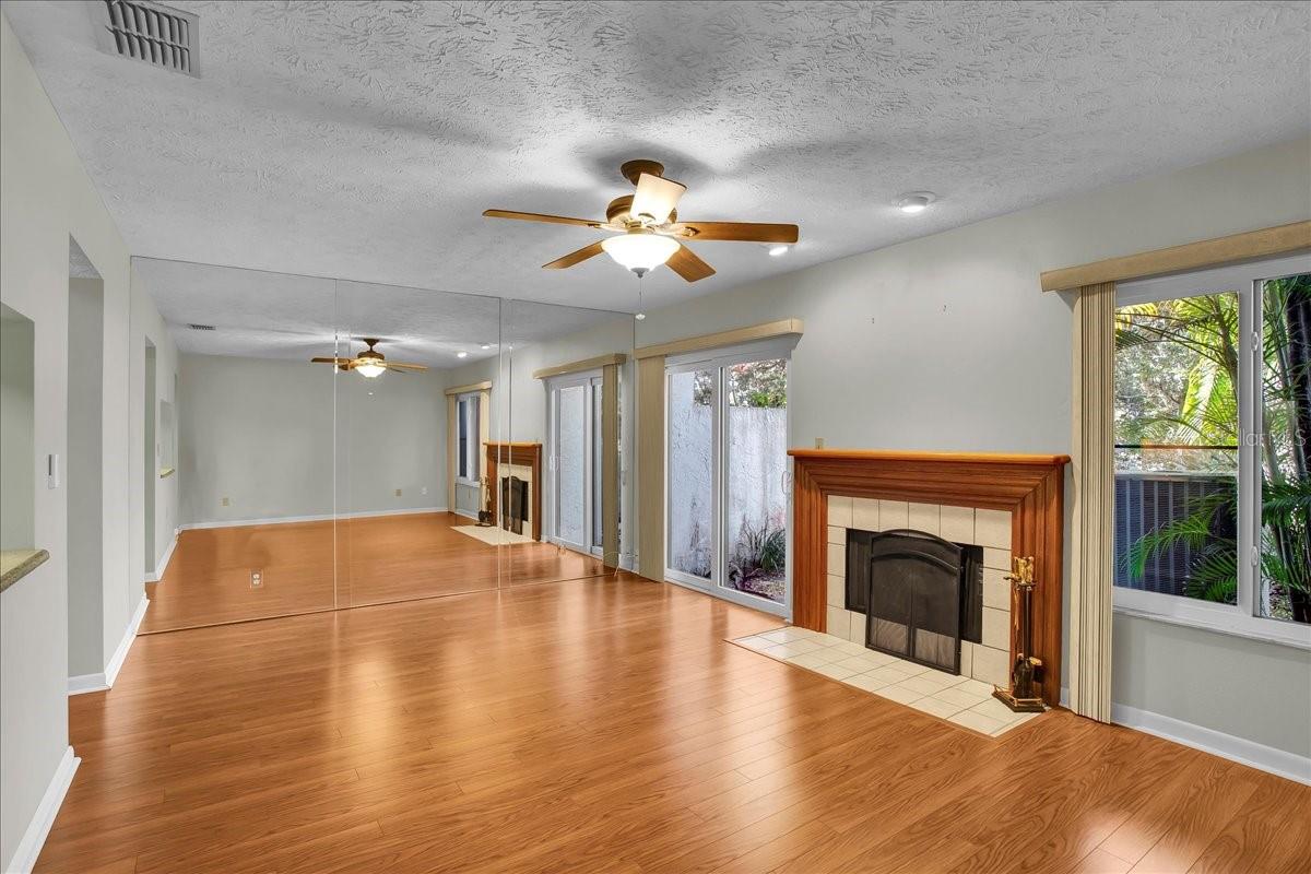 Image 15 of 55 For 7905 Luxbury Place