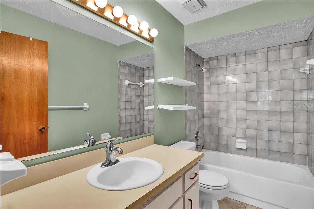 Image 33 of 55 For 7905 Luxbury Place