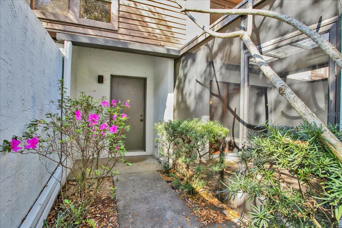 Image 6 of 55 For 7905 Luxbury Place