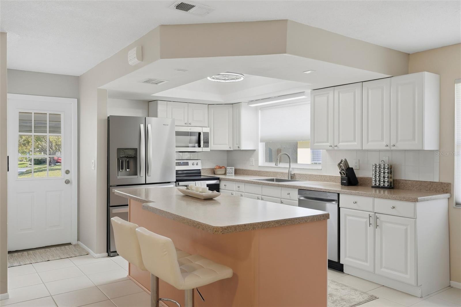 Image 19 of 59 For 500 Sanibel Court