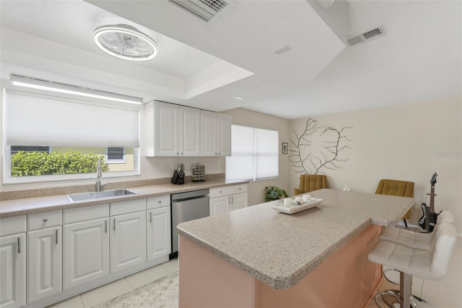 Image 20 of 59 For 500 Sanibel Court