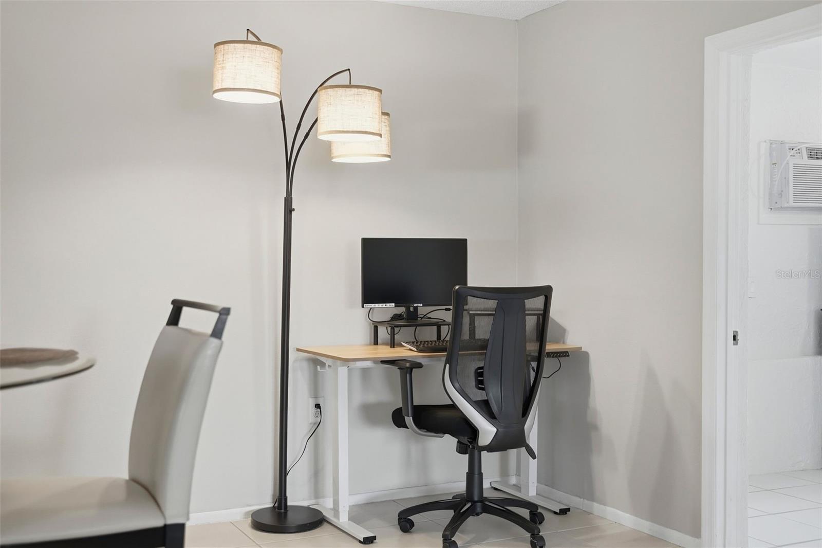 Image 22 of 59 For 500 Sanibel Court