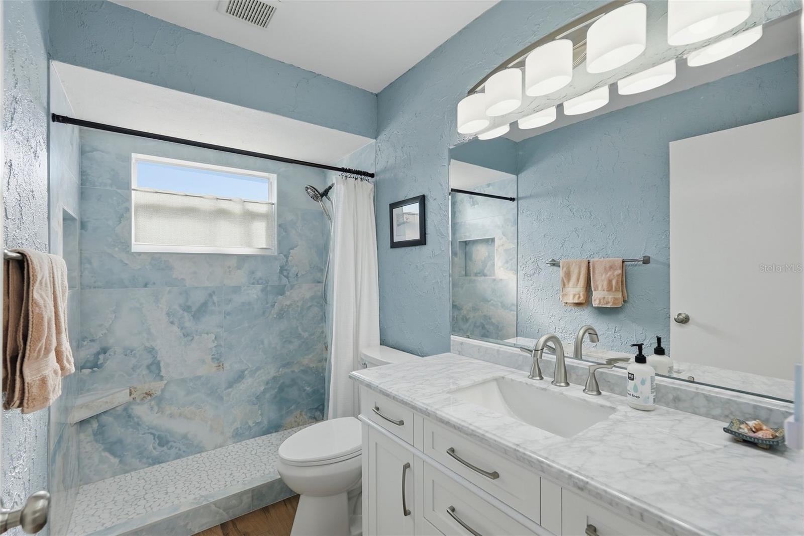 Image 30 of 59 For 500 Sanibel Court