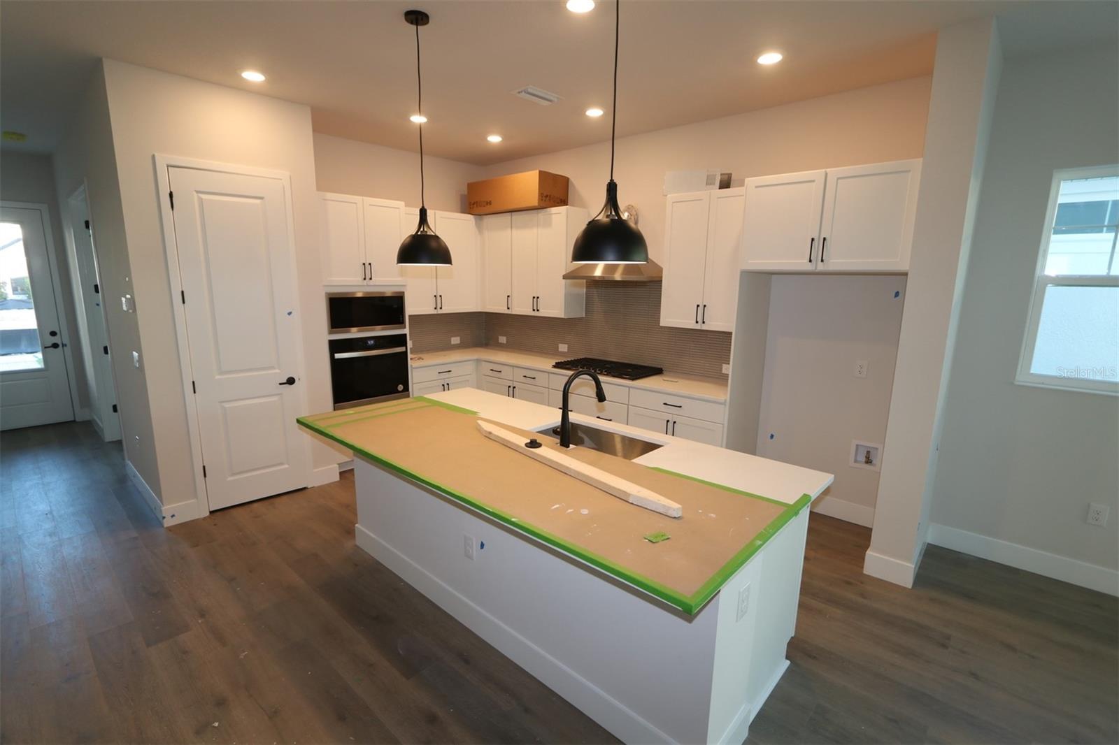 Image 4 of 46 For 7308 Donnybrook Lane