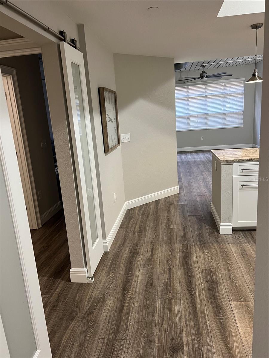 Image 13 of 22 For 2411 Horatio Street 514