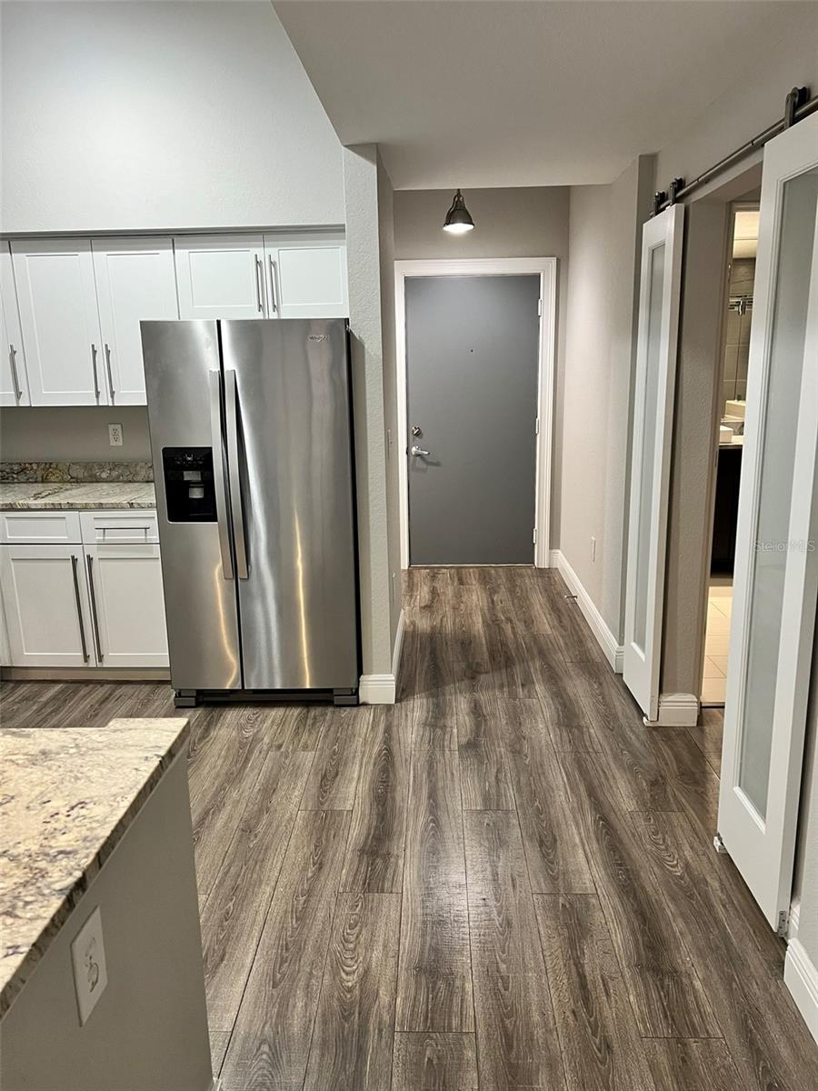 Image 9 of 22 For 2411 Horatio Street 514