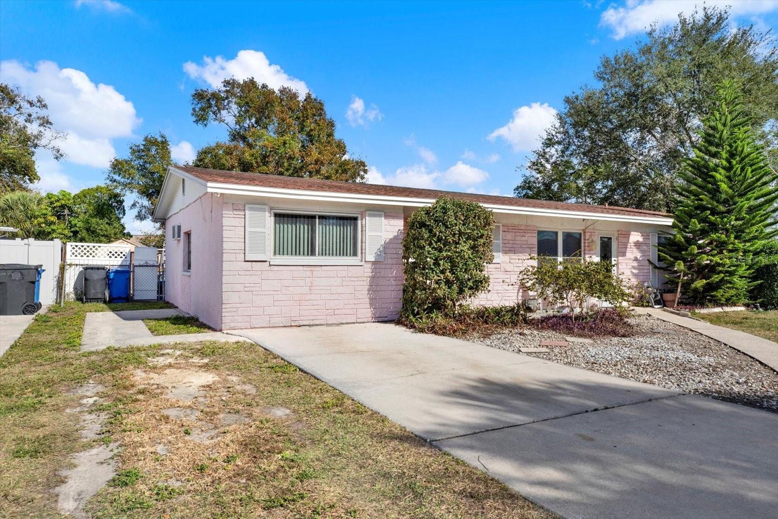 Image 2 of 18 For 6403 Rolling Green Place