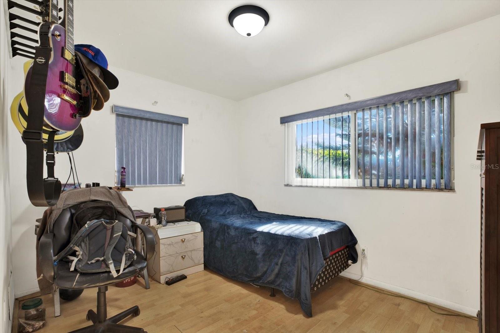 Image 8 of 18 For 6403 Rolling Green Place