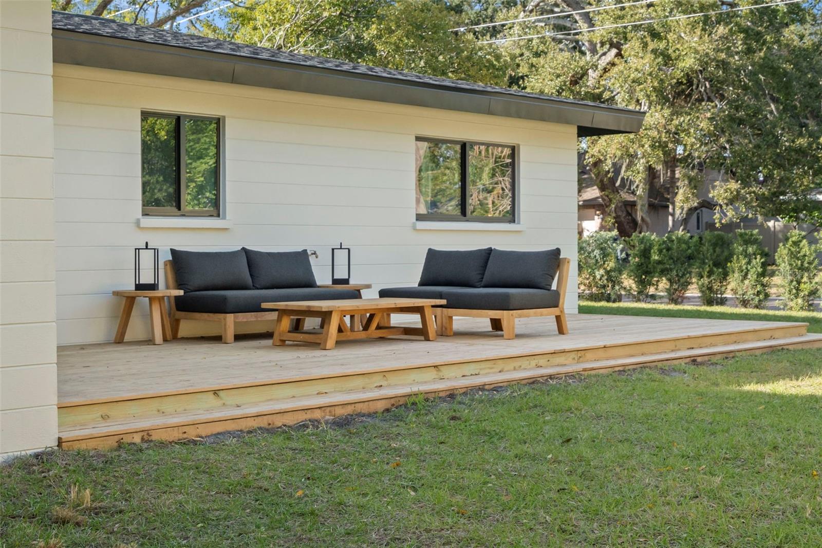 Listing photo id 41 for 2602 47th Street S