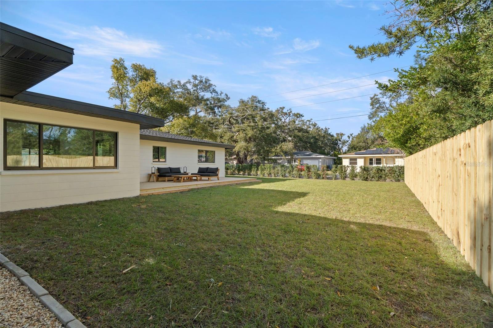 Listing photo id 50 for 2602 47th Street S