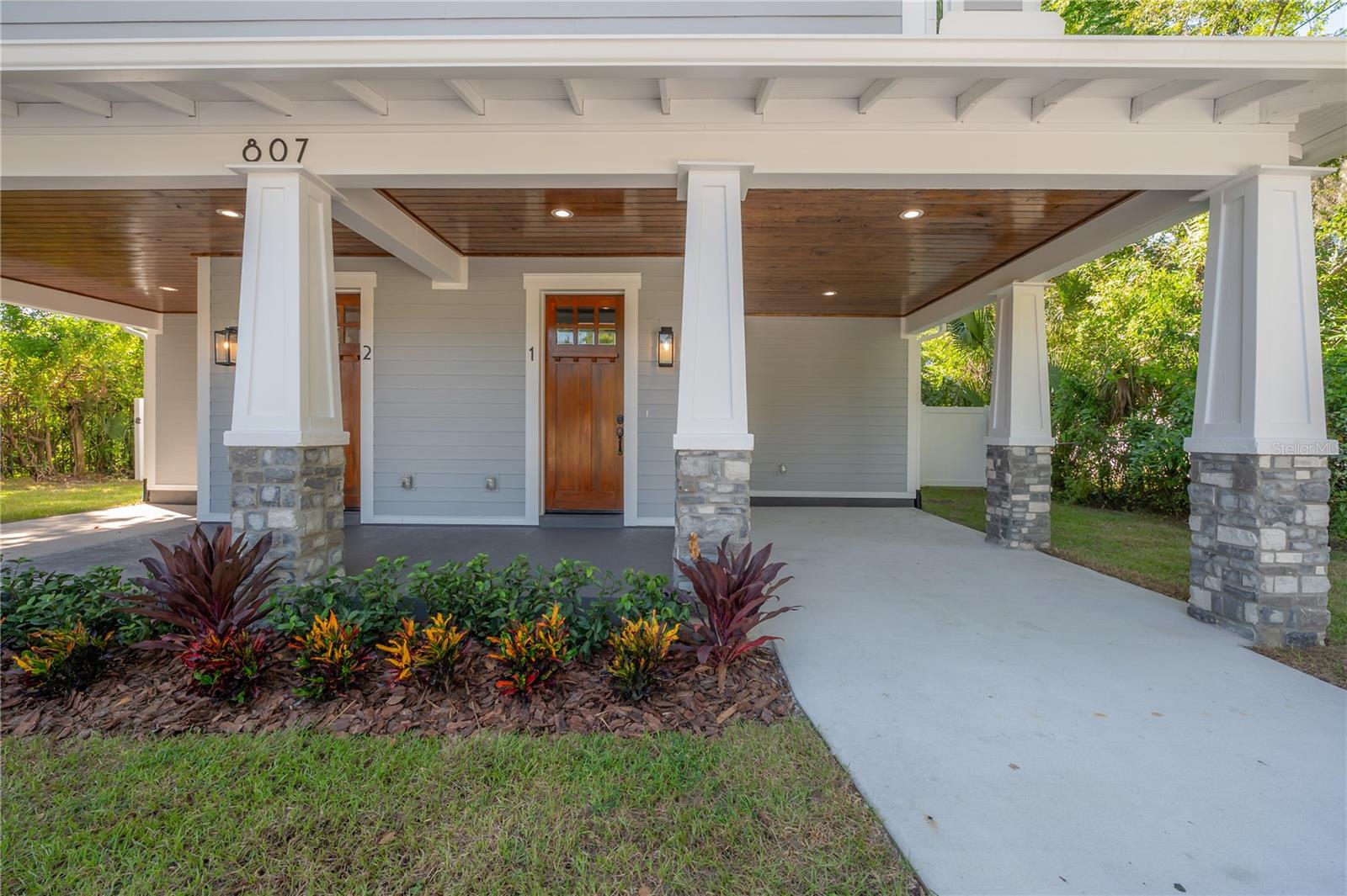 Image 4 of 75 For 807 Ida Street