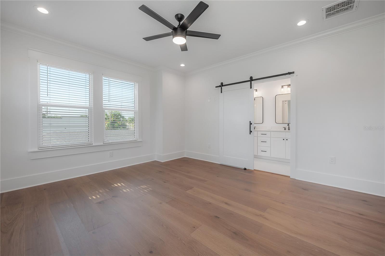 Image 48 of 75 For 807 Ida Street