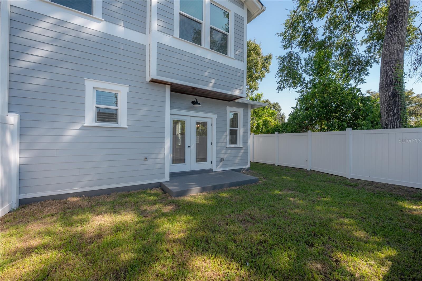 Image 54 of 75 For 807 Ida Street