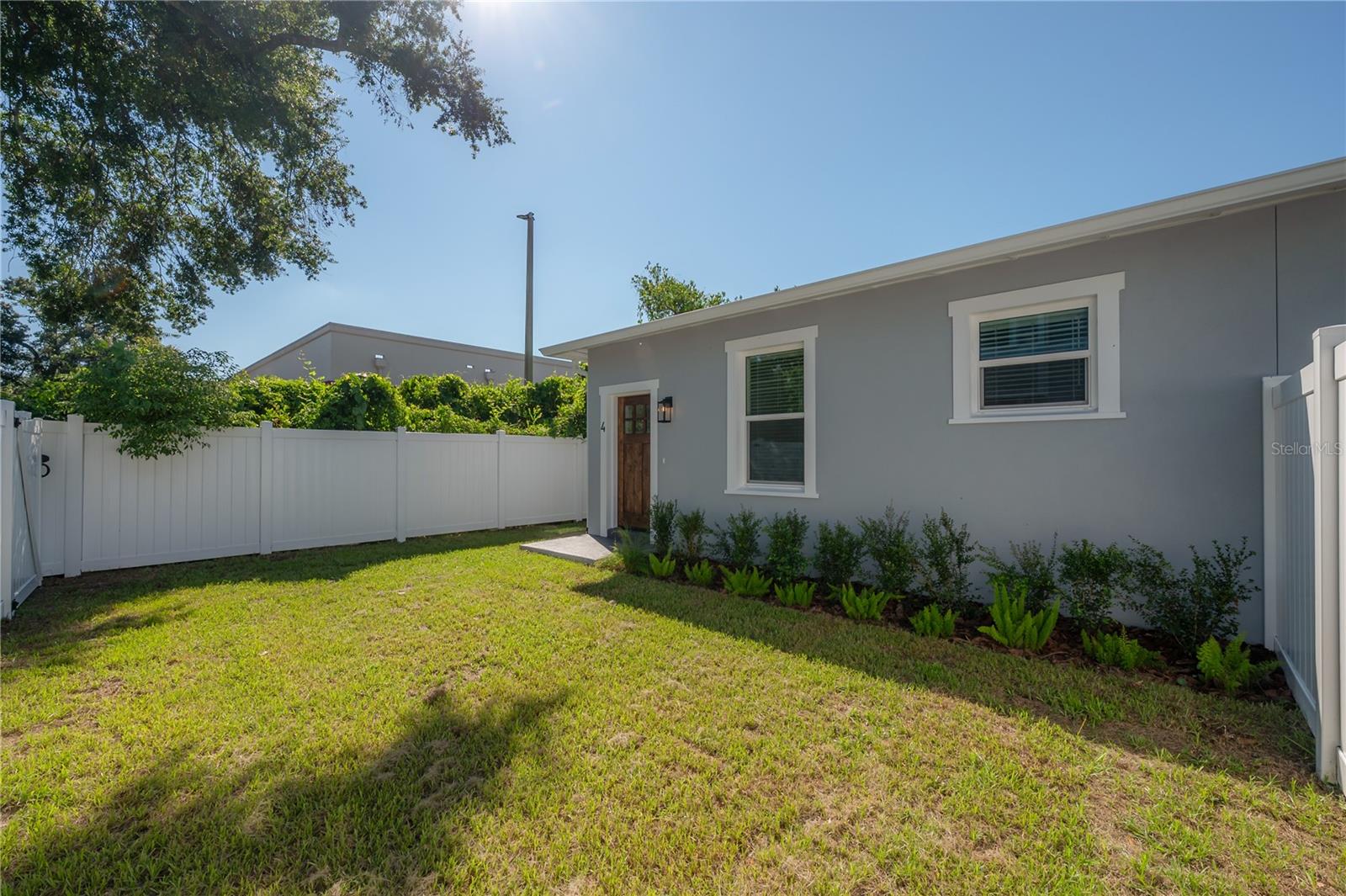 Image 59 of 75 For 807 Ida Street