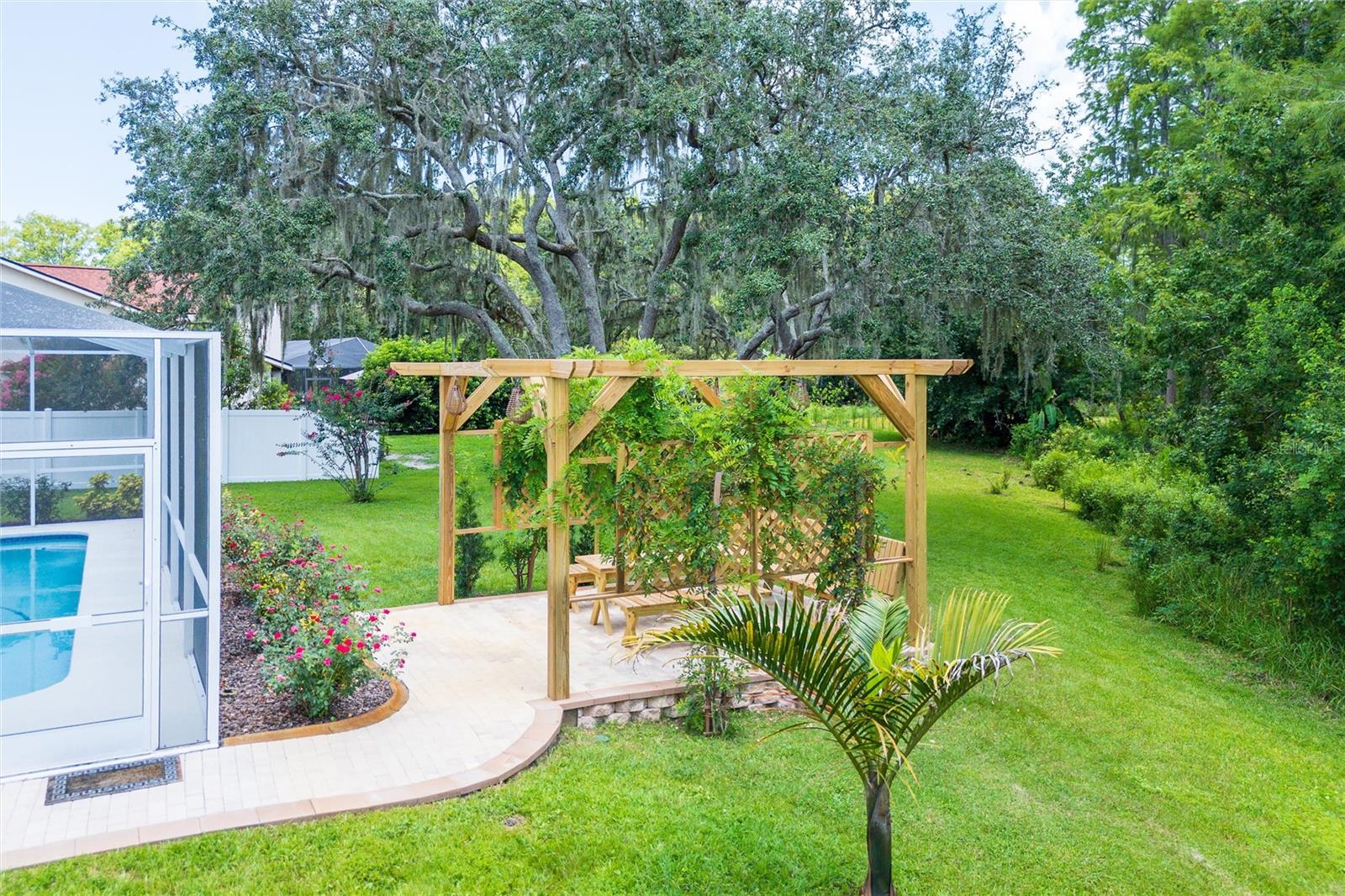 Listing photo id 29 for 9915 Hermosillo Drive