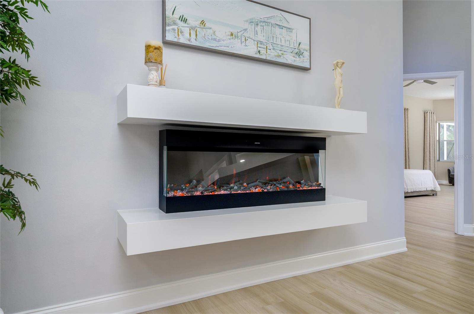 Listing photo id 3 for 9915 Hermosillo Drive