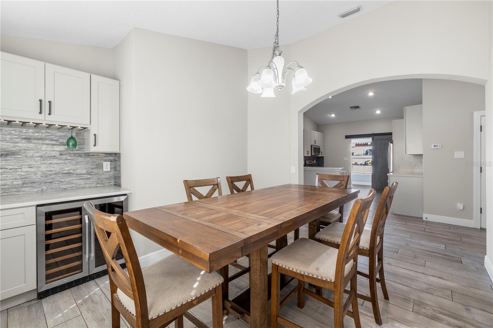 Image 23 of 78 For 2709 Butterfly Landing Drive