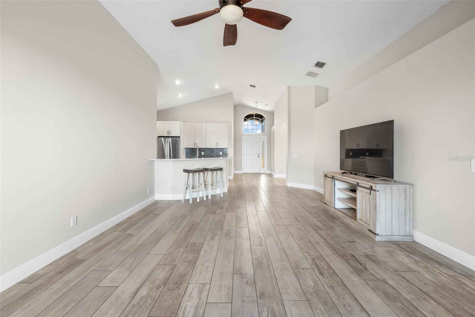 Image 8 of 78 For 2709 Butterfly Landing Drive