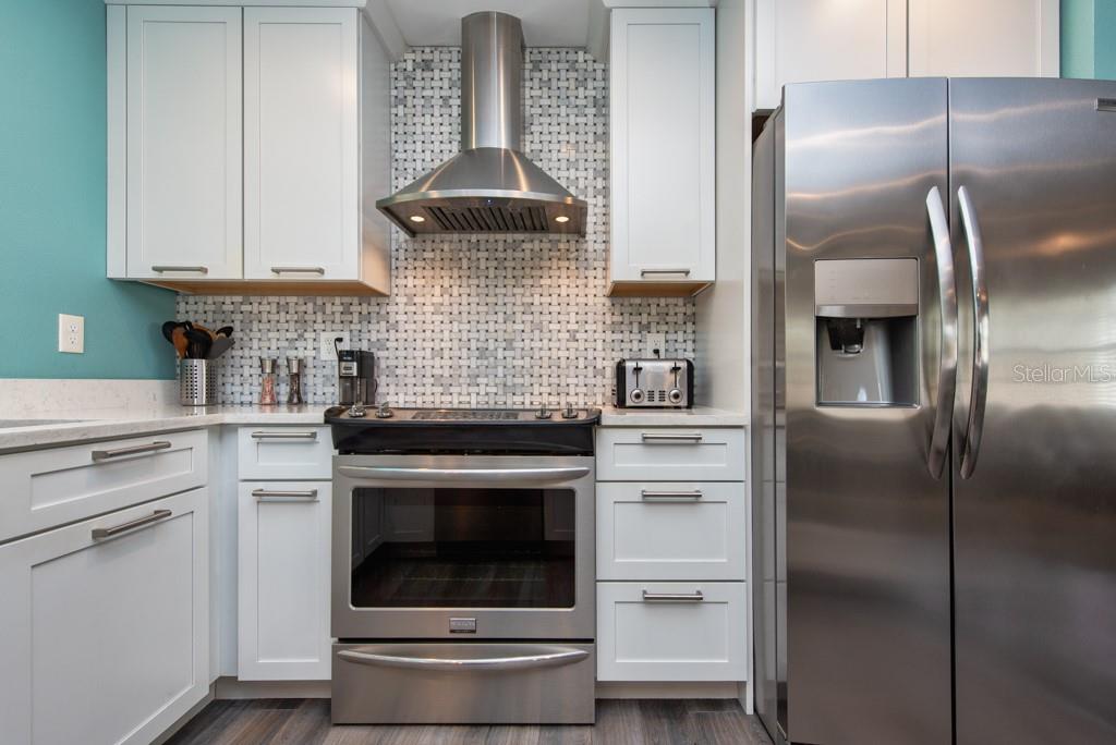 Image 13 of 49 For 8006 46th Street