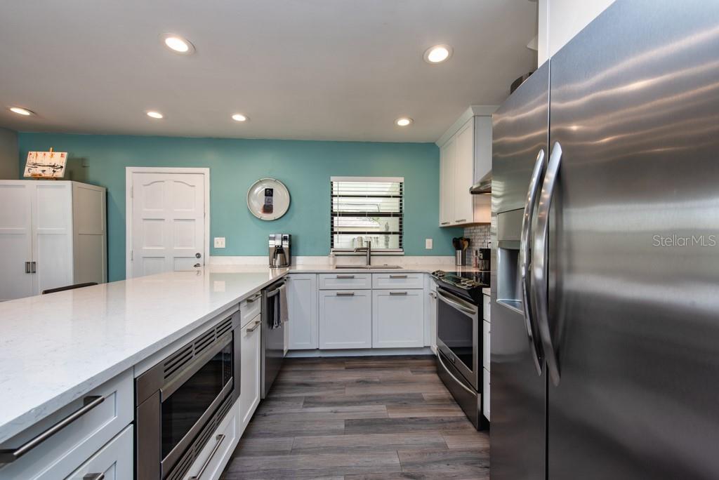 Image 14 of 49 For 8006 46th Street