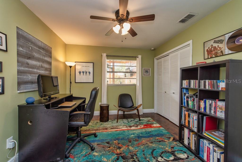 Image 23 of 49 For 8006 46th Street