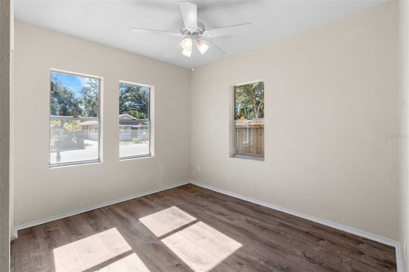 Image 14 of 32 For 1138 Engman Street