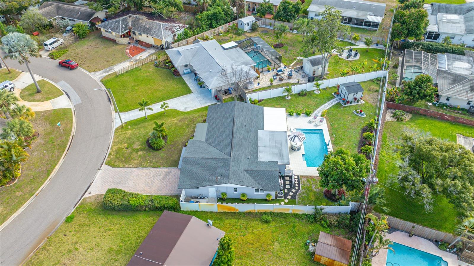 Image 15 of 53 For 6377 15th Street S