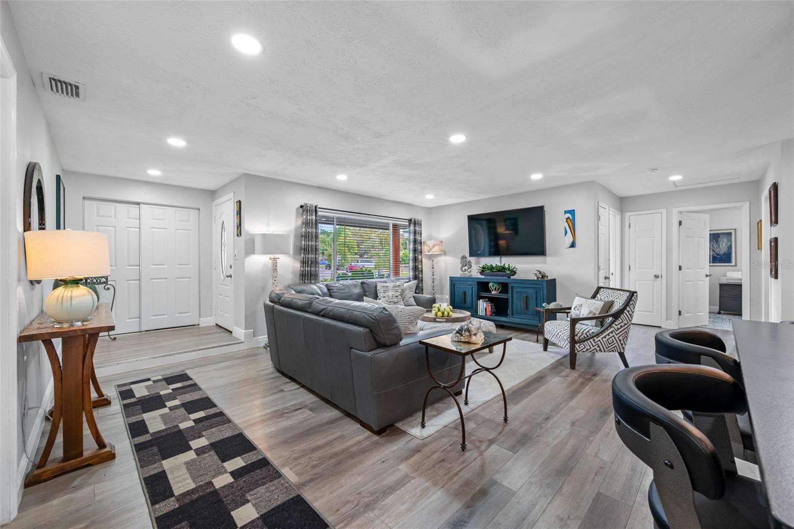 Image 31 of 53 For 6377 15th Street S