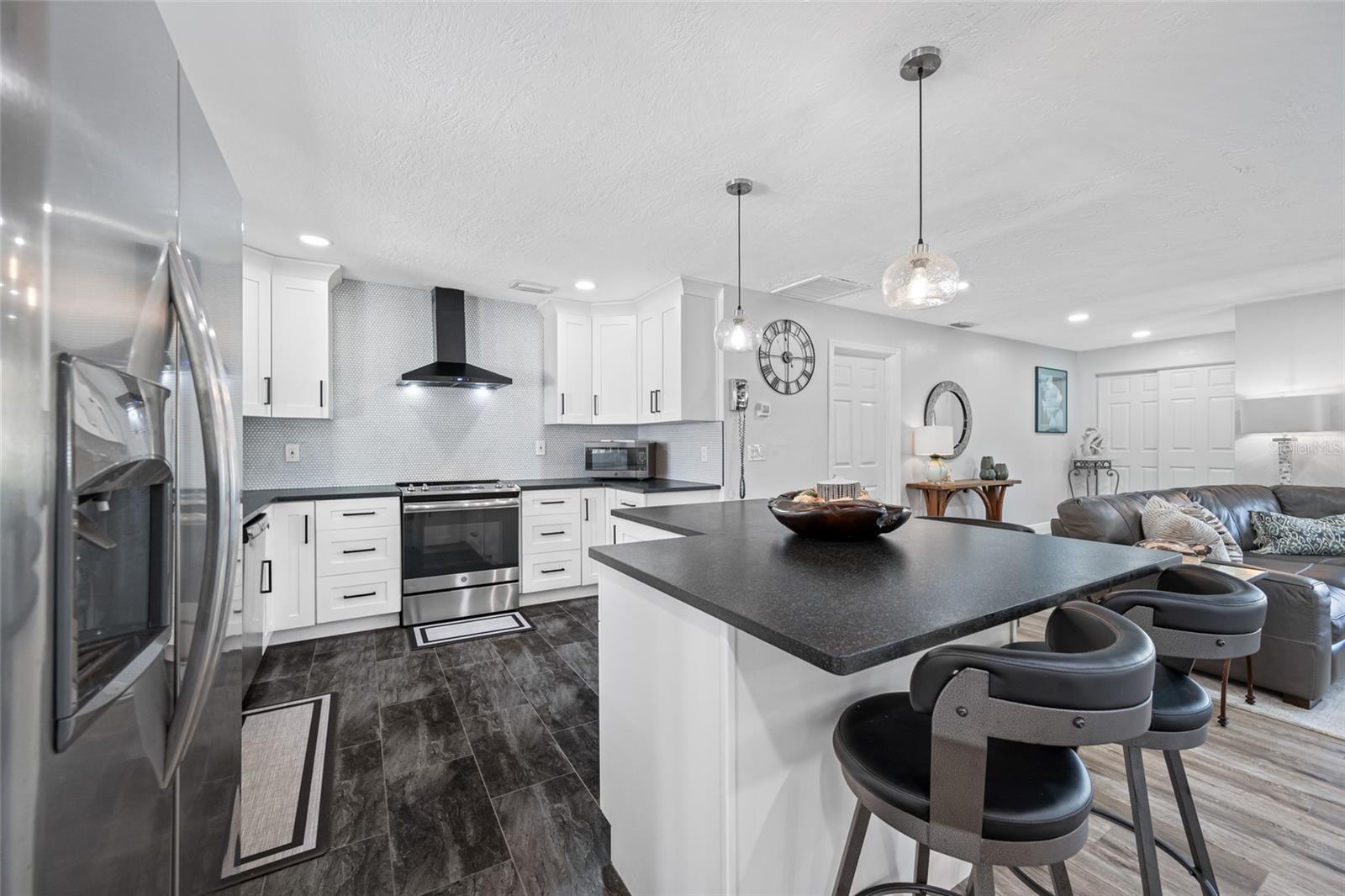 Image 34 of 53 For 6377 15th Street S