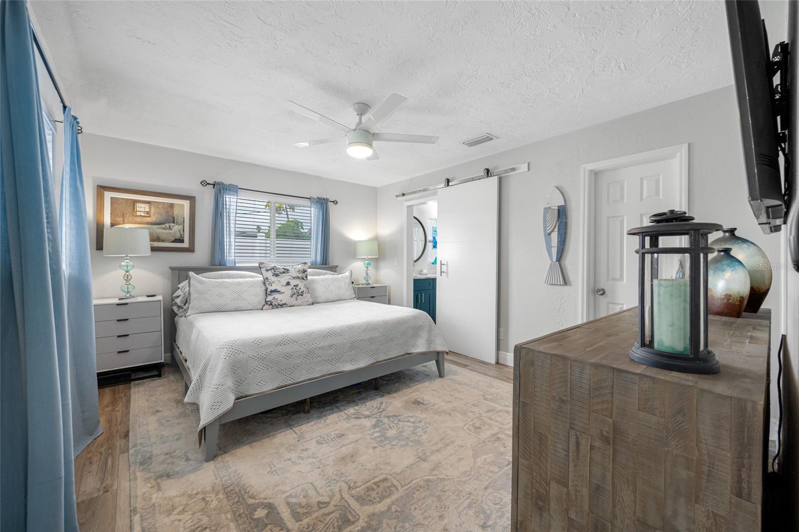 Image 43 of 53 For 6377 15th Street S