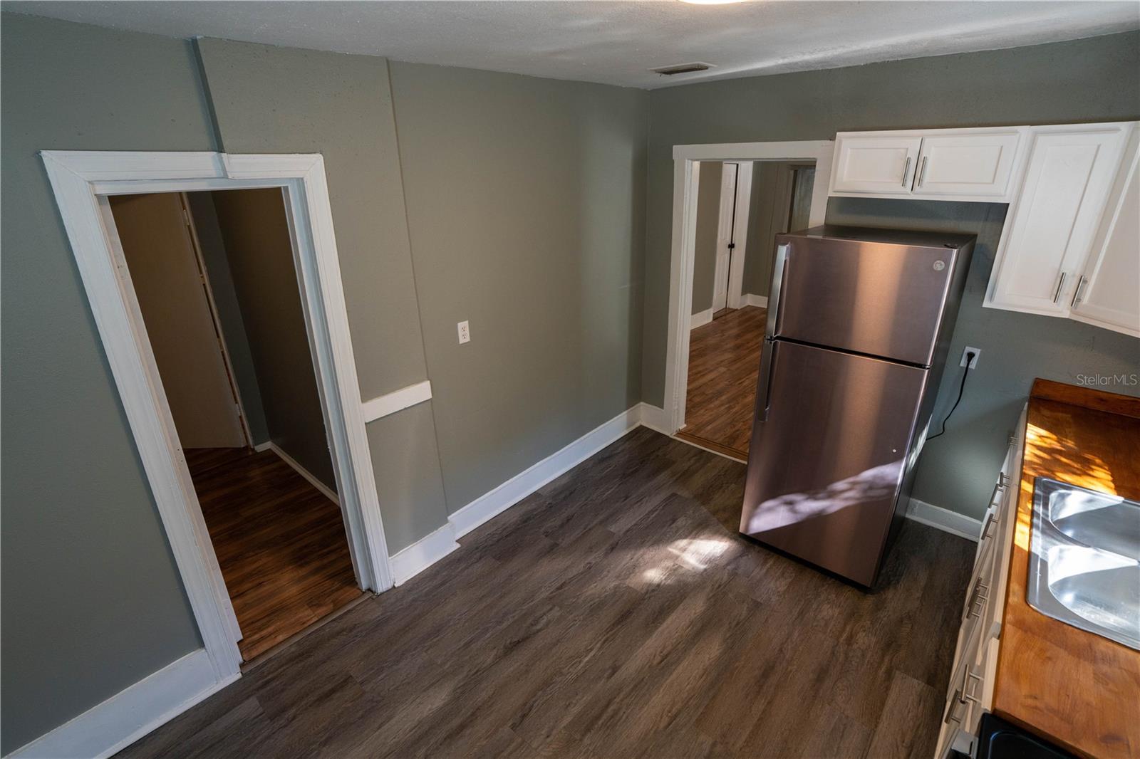 Image 13 of 29 For 8122 Marks Street