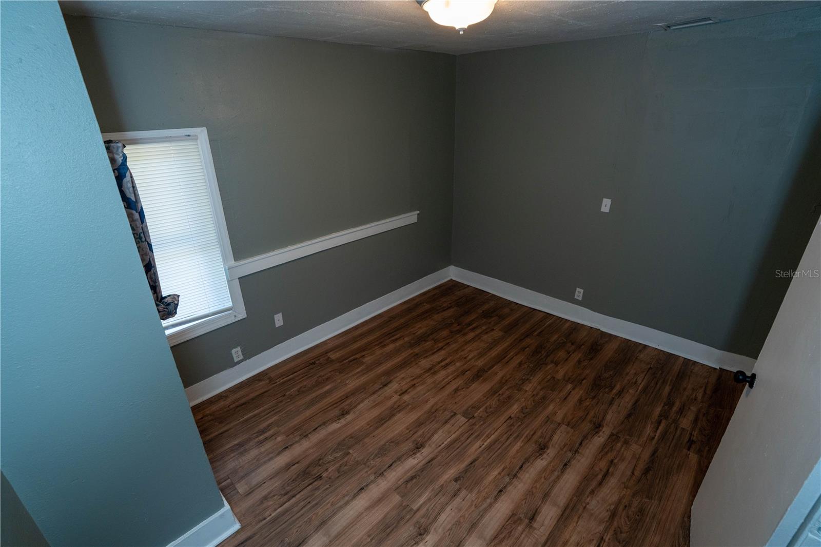 Image 7 of 29 For 8122 Marks Street