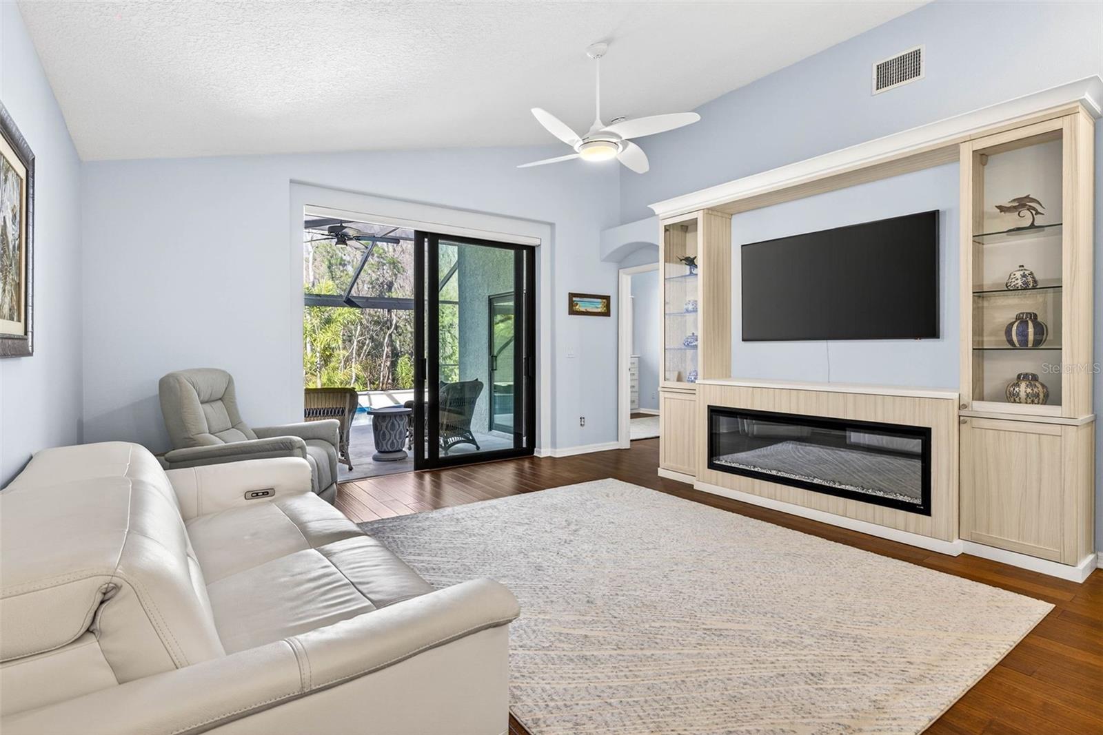 Listing photo id 27 for 19145 Cypress Green Drive