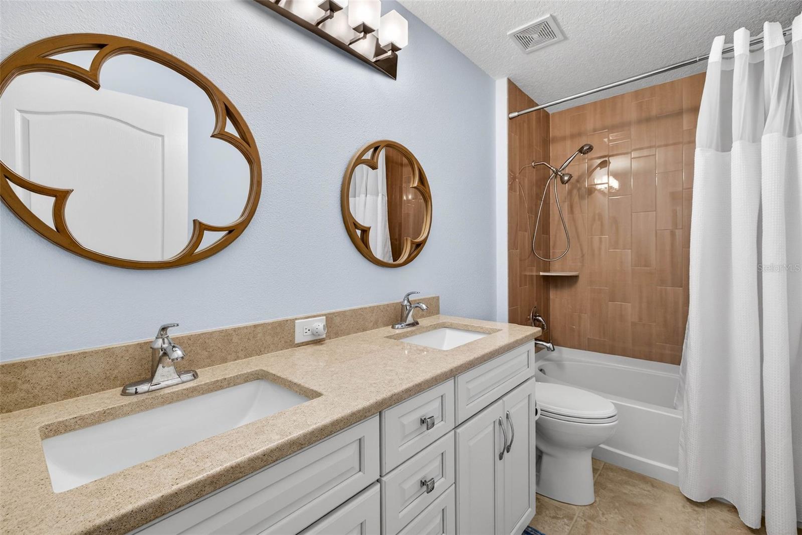 Listing photo id 47 for 19145 Cypress Green Drive