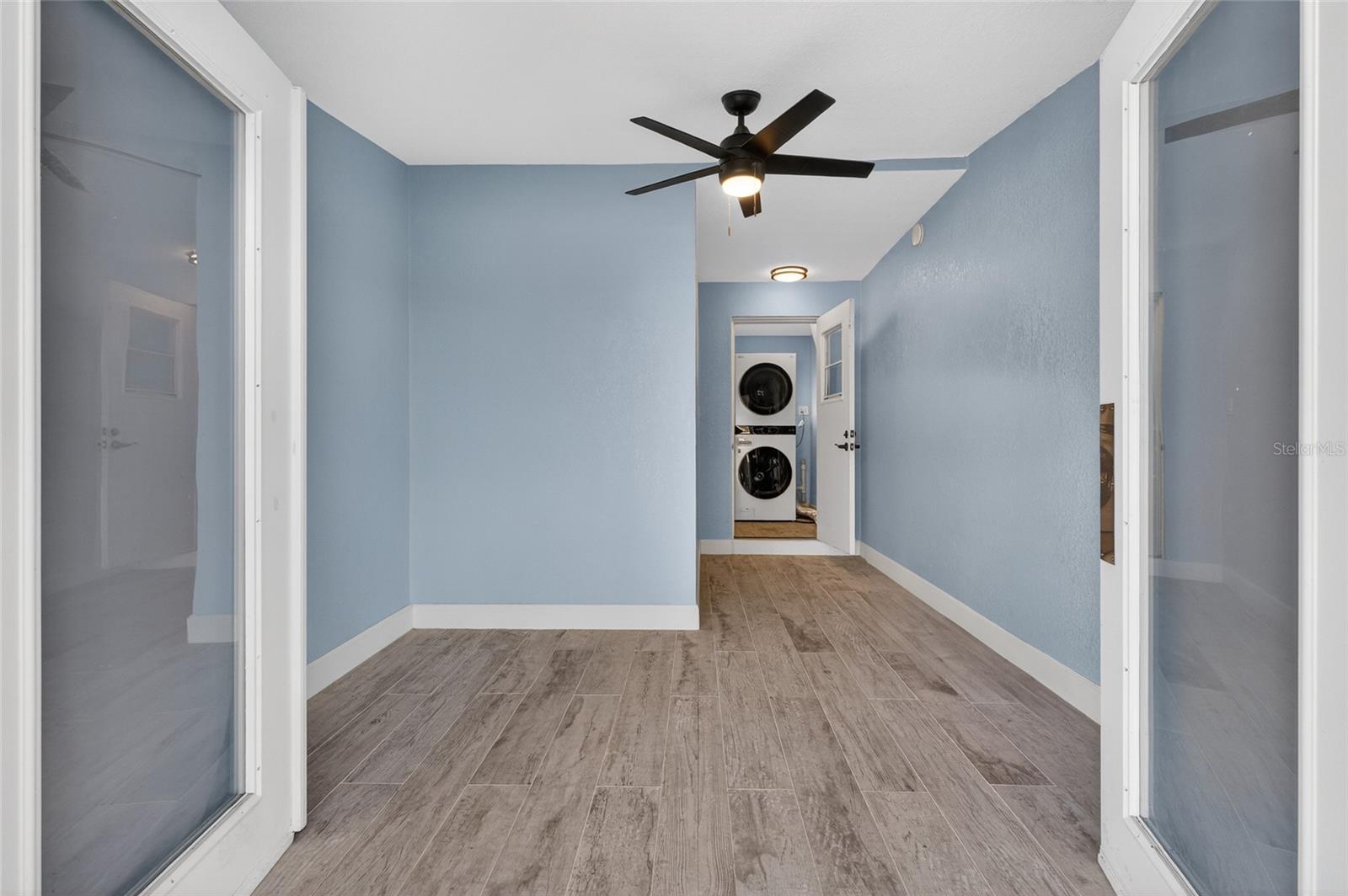 Listing photo id 23 for 10578 117th Drive